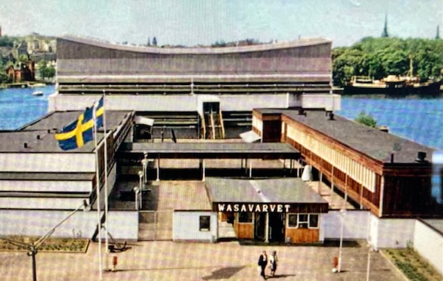 71301019-6421-47C3-96CC-BF34B29CAE7A